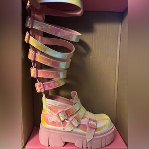 Sugar Thrillz 🫧💕 HOLO Gladiator Platform Pink/Yellow Size 8
